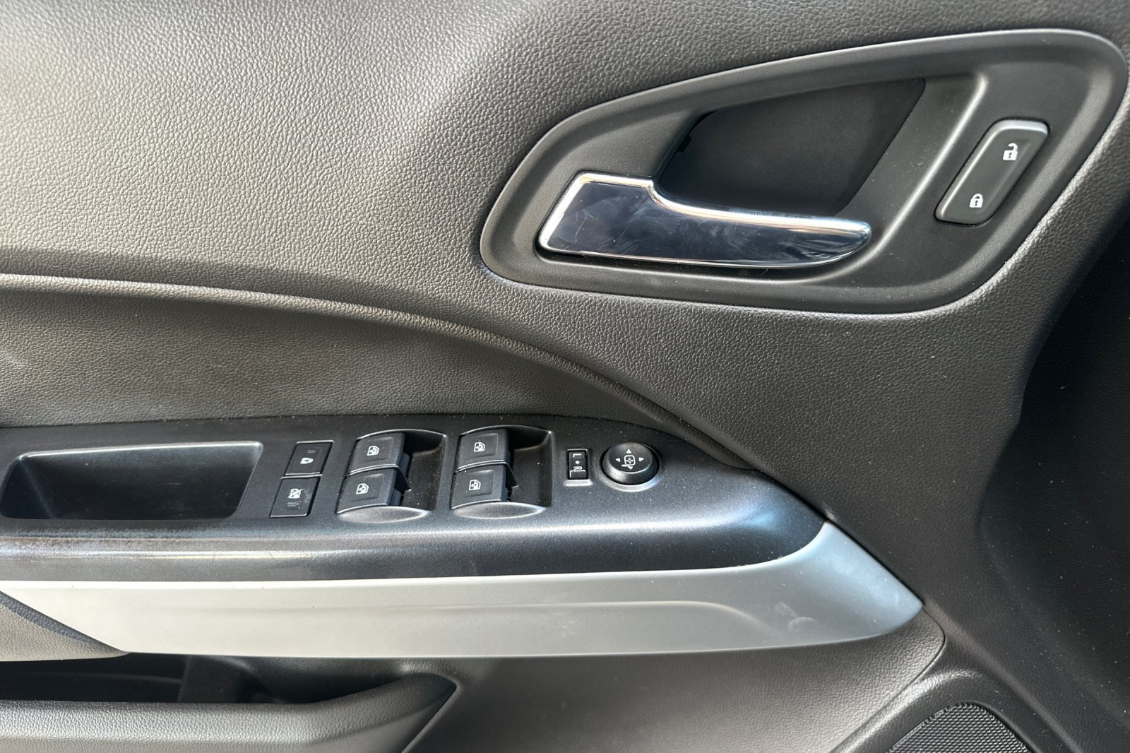 Used 2018 Chevrolet Colorado ZR2 AWD/4WD image 11
