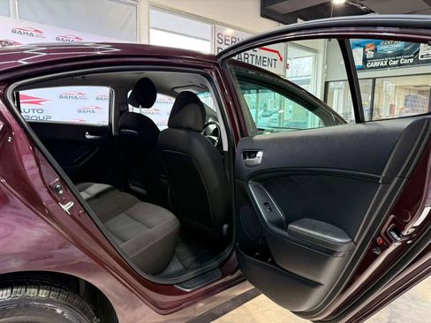 Used 2018 Kia Forte LX image 24