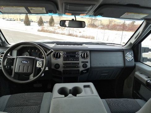 Used 2016 Ford F250 XLT w/ FX4 Off-Road Package image 30