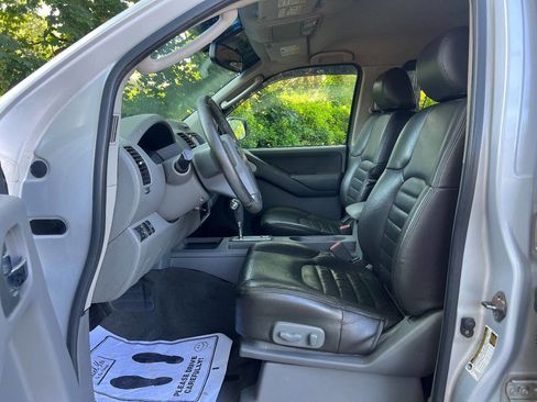 Used 2008 Nissan Frontier LE image 23