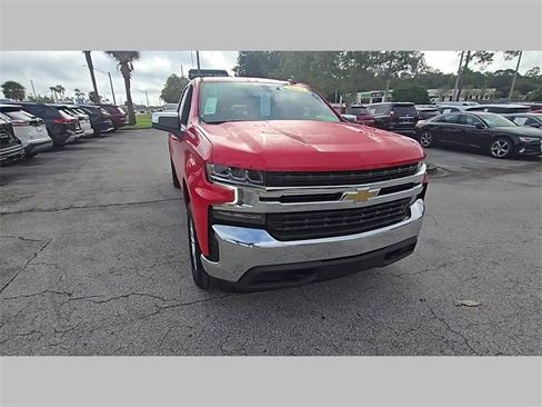 Used 2022 Chevrolet Silverado 1500 LT image 36