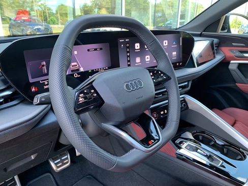 New 2026 Audi SQ5 Premium Plus AWD/4WD image 4