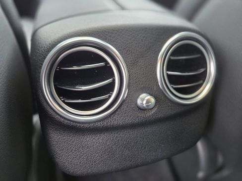 Used 2022 Mercedes-Benz E 350 4MATIC Sedan image 23