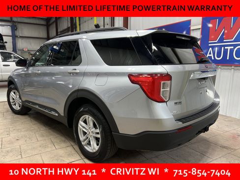 Used 2022 Ford Explorer XLT w/ Class IV Trailer Tow Package image 3