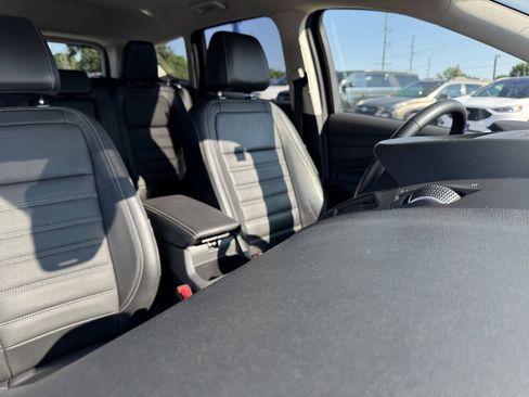 Used 2017 Ford Escape Titanium w/ Equipment Group 301A AWD/4WD image 35