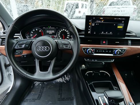 Used 2022 Audi A4 2.0T Premium image 18