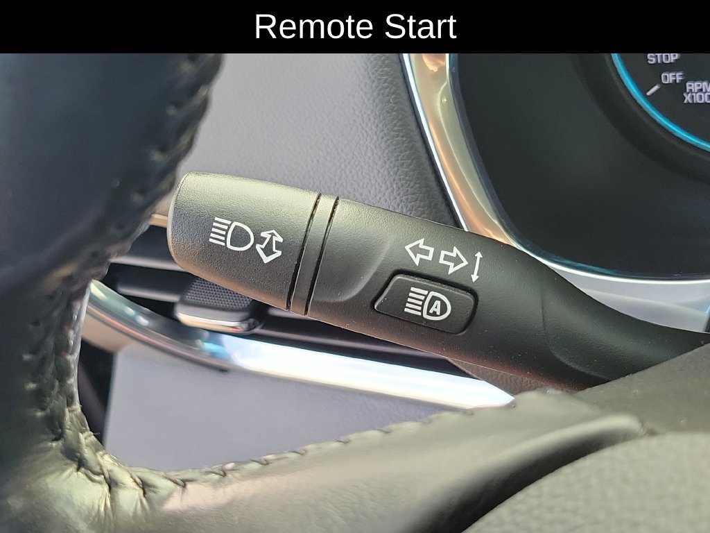 Used 2022 Chevrolet Traverse LT FWD image 16