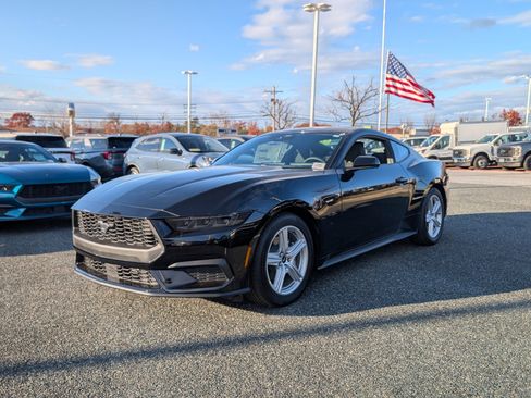 New 2026 Ford Mustang Coupe image 4