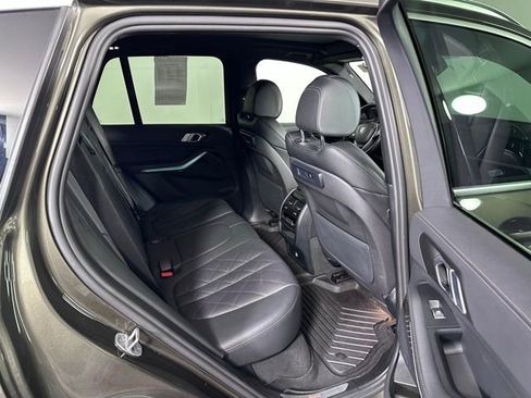 Used 2023 BMW X5 xDrive40i AWD/4WD image 12