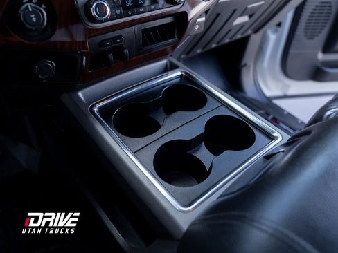 Used 2012 Ford F350 Lariat w/ Lariat Interior Pkg image 36