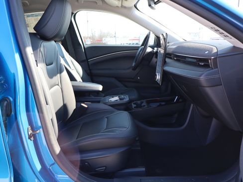 New 2026 Ford Mustang Mach-E Premium image 12