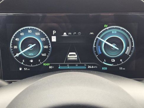 New 2025 Hyundai Elantra Limited image 10