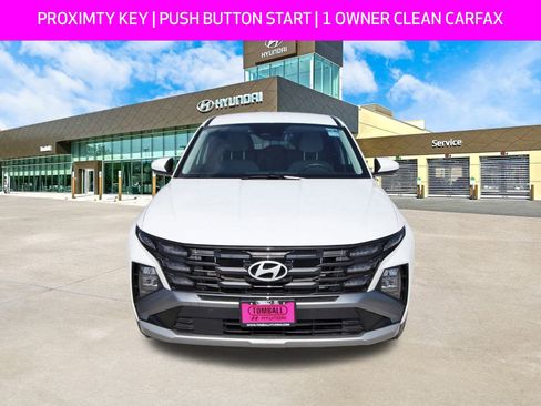 Used 2025 Hyundai Tucson SE image 2