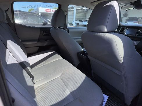 Used 2022 Toyota Tacoma SR w/ SR Convenience Package RWD image 4