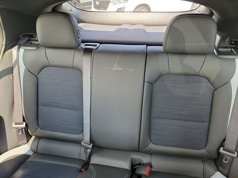 Used 2024 Buick Envista Preferred w/ Convenience II Package FWD image 11
