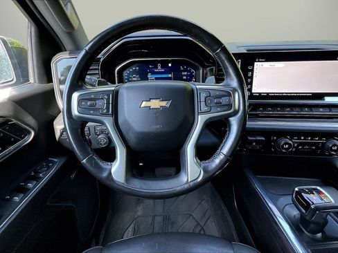 Used 2023 Chevrolet Silverado 1500 LTZ AWD/4WD image 11