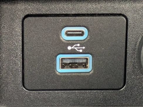 Certified 2023 Ford Escape Active FWD image 21