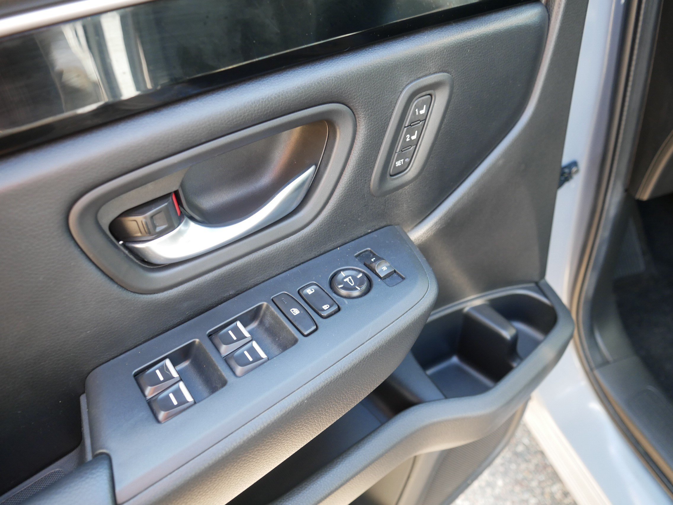 Used 2024 Honda Pilot Touring image 19