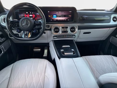 Certified 2025 Mercedes-Benz G 63 AMG 4MATIC image 15