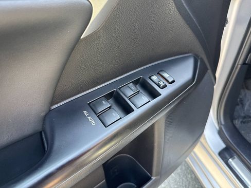 Used 2011 Lexus CT 200h Premium w/ Leather Pkg FWD image 28