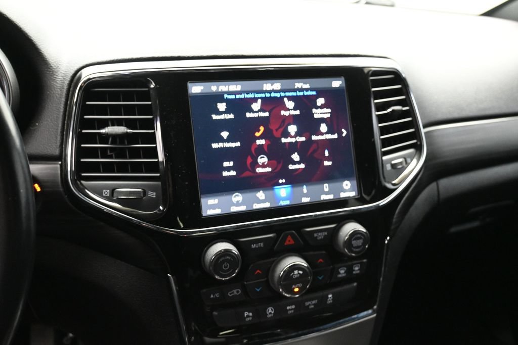 Used 2021 Jeep Grand Cherokee Laredo X AWD/4WD image 13