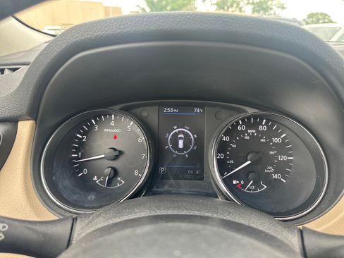 Used 2019 Nissan Rogue SL w/ Premium Package AWD/4WD image 26