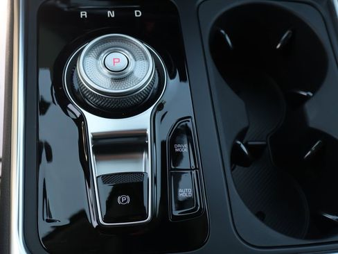 New 2026 Kia Carnival EX image 34