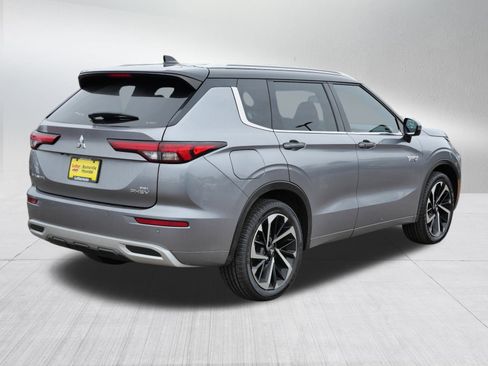 Used 2023 Mitsubishi Outlander SEL image 7