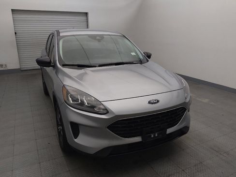 Used 2022 Ford Escape SE w/ SE Sport Appearance Package AWD/4WD image 14