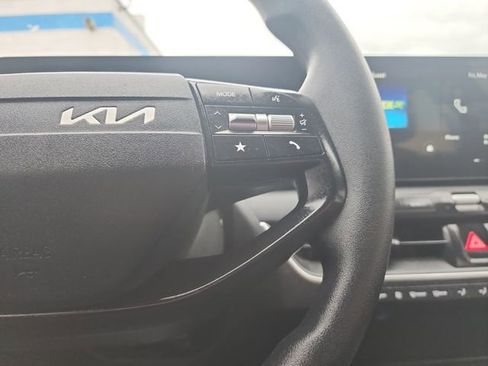Used 2025 Kia K4 FWD image 20