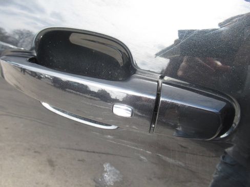 Used 2023 GMC Acadia AT4 w/ Preferred Package image 19