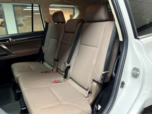 Used 2023 Lexus GX 460 Premium w/ Premium Plus Package AWD/4WD image 20