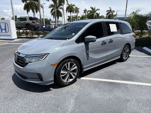 Used 2024 Honda Odyssey Touring image 4