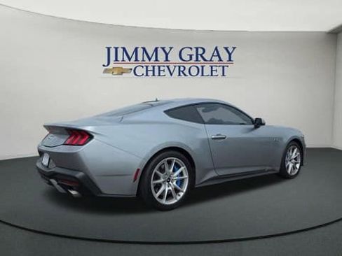 Used 2024 Ford Mustang GT Premium RWD image 5