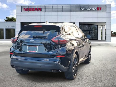 Certified 2023 Nissan Murano SV w/ SV Midnight Edition Package FWD image 6