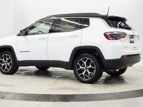 New 2026 Jeep Compass Limited AWD/4WD image 4