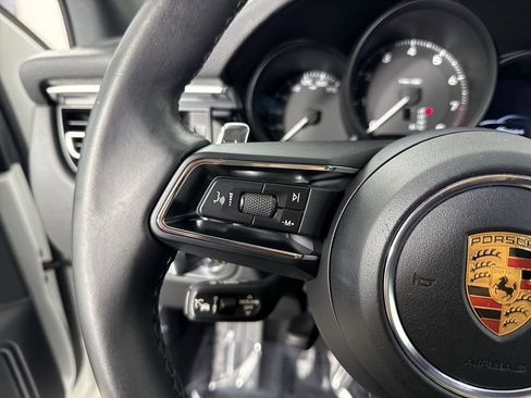 Certified 2023 Porsche Macan Turbo AWD/4WD image 37
