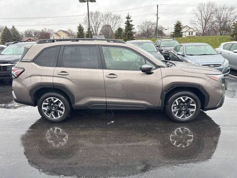 Certified 2025 Subaru Forester Premium w/ Convenience Package #1 image 2