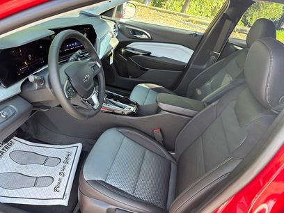 New 2026 Chevrolet Trax LT w/ Driver Confidence Package