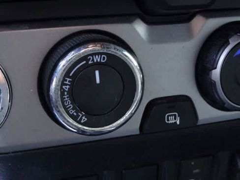Used 2023 Toyota Tacoma Limited AWD/4WD image 18