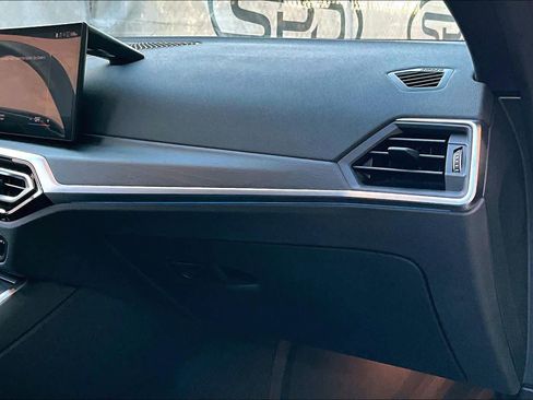 Used 2023 BMW i4 eDrive35 image 18