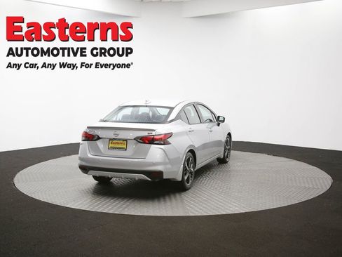 Used 2025 Nissan Versa SR w/ Trunk Package image 38