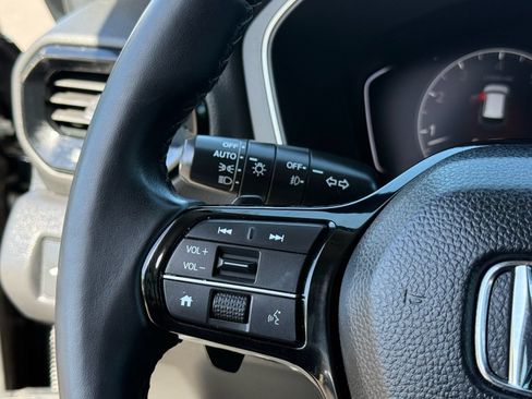 Used 2024 Honda Pilot EX-L image 17