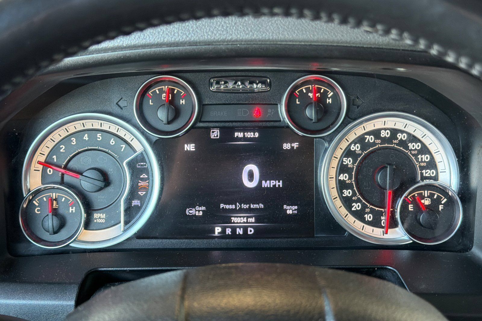 Used 2016 RAM 1500 SLT AWD/4WD image 22