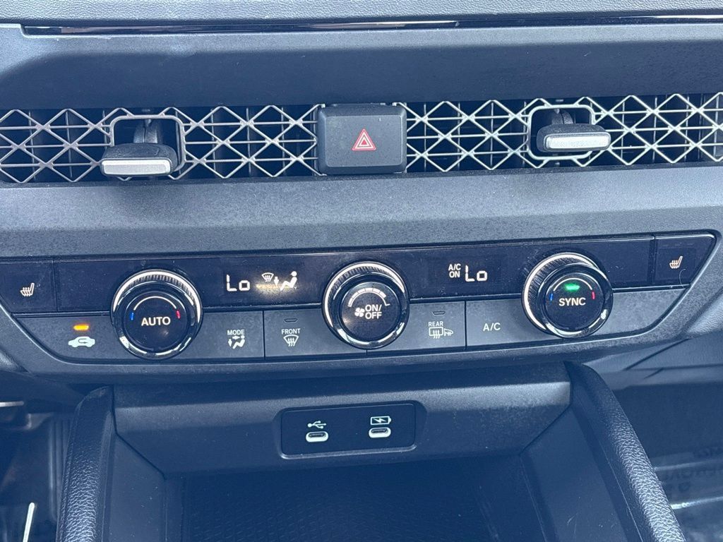 Used 2024 Honda Accord EX image 29