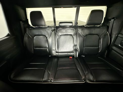 Used 2022 RAM 1500 Limited AWD/4WD image 13