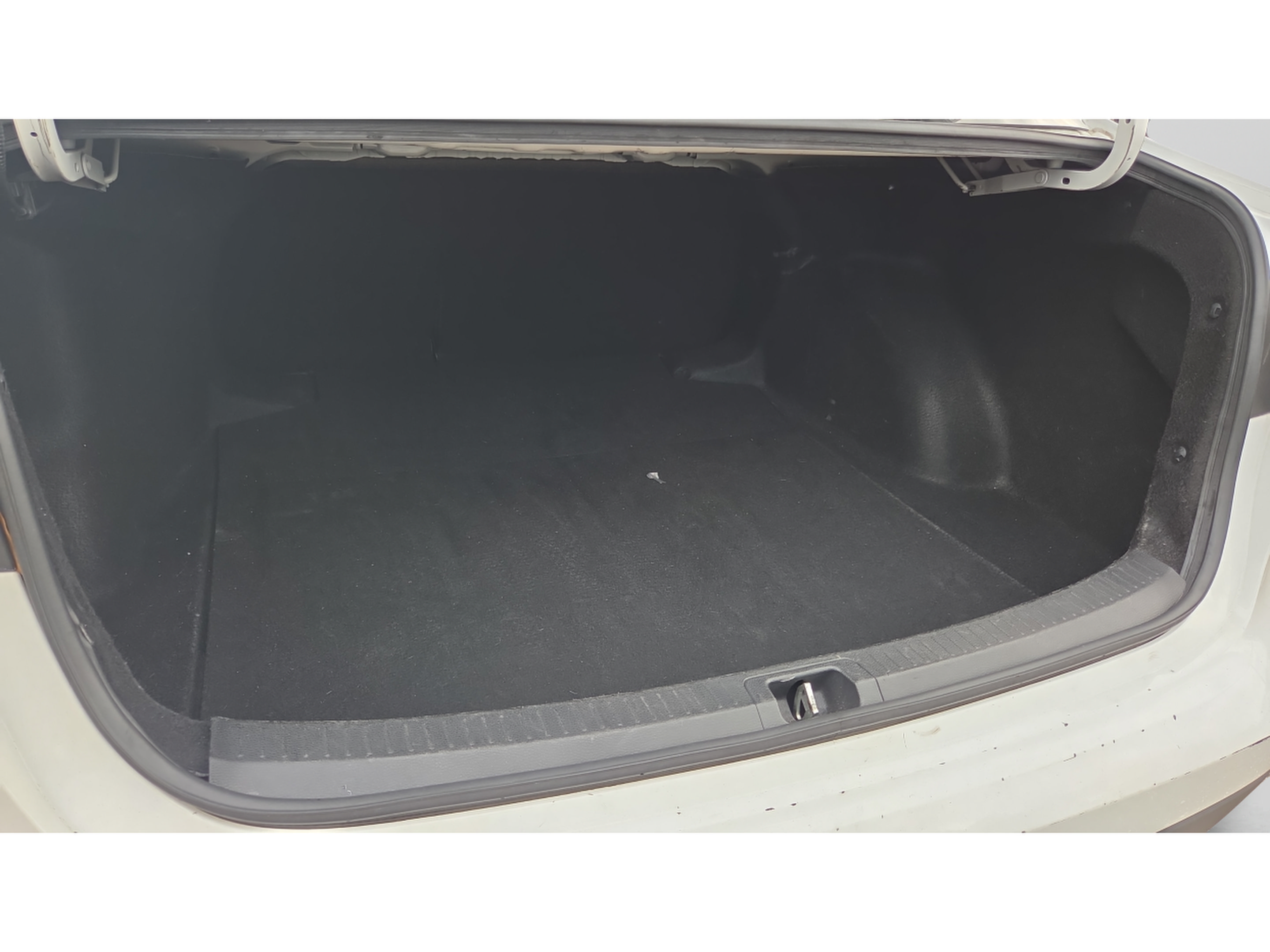 Used 2022 Toyota Corolla LE FWD image 15