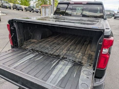 Used 2020 Chevrolet Silverado 1500 LTZ w/ LTZ Plus Package AWD/4WD image 27