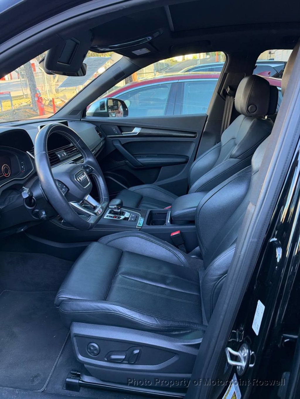 Used 2018 Audi SQ5 Prestige w/ Prestige Package AWD/4WD image 2