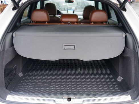 Used 2018 Audi Q3 2.0T Premium Plus w/ Premium Plus Package image 27